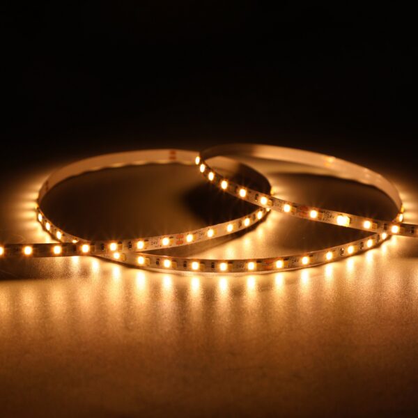 Synergy 21 LED Flex Strip 140 DW (CCT) DC24V 24W pro Farbe IP67 CRI>90 2216