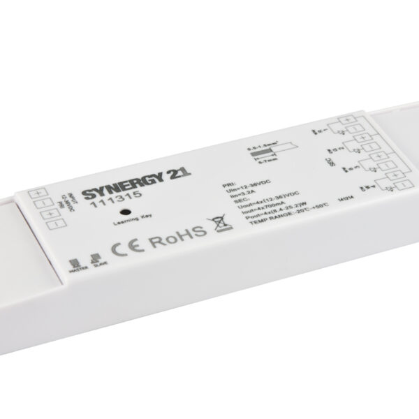Synergy 21 LED Controller EOS 05 4-Kanal Controller + CC700
