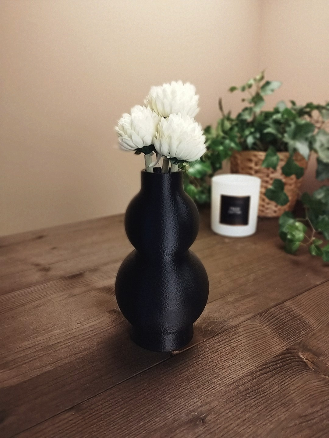 Gekrümmte Vase 85 x 84 x 155 mm – 3D gedruckt Gekrümmte Vase 85 x 84 x 155 mm – 3D gedruckt