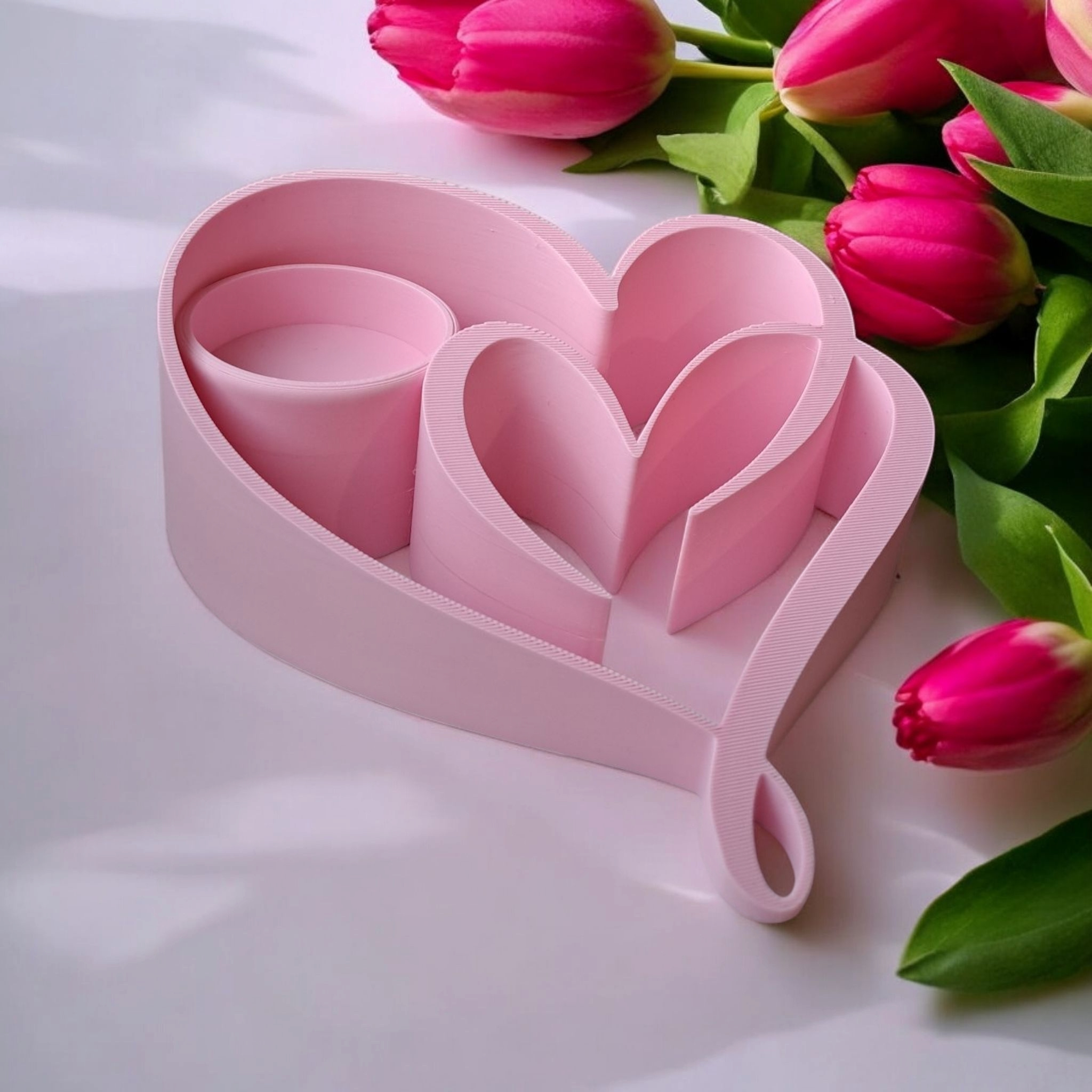 Valentinstag – Zwei Herzen, Ein Leuchten Teelichthalter (130 x 133 x 50 mm) – 3D gedruckt – Bild 2