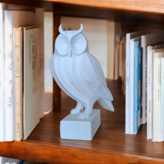 Skulptur #6 – Moonlit Muse: Die Eule, 3D gedruckt — 48 x 58 x 95 mm