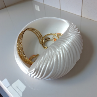 Muschel-Schmuckschale 3D gedruckt — 120 × 111 × 50 mm, Weiß